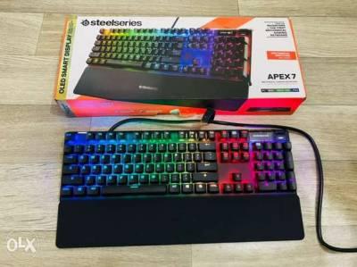 steelseries apex 7 olx