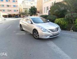 Hyundai sonata middle option (model:2014) ...