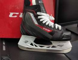 Ccm hockey ice skate size 37