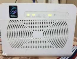 4G wireless router Zain along with adapter