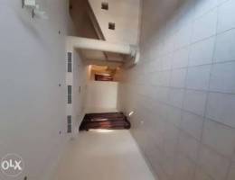 Very clean villa for rent in A'Ali