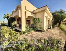 large 4 bedroom semi furnished villa exclu...