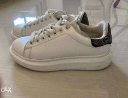 Aldo sneaker shoes (women) Size 39