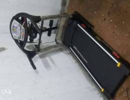 Heavy Duty Tredmill GOOD Condition Made In...