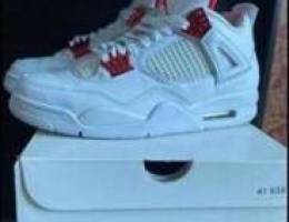 Jordan 4 Retro Metallic red