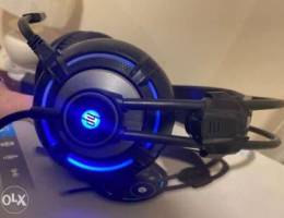 HP gaming headset H300 with the box