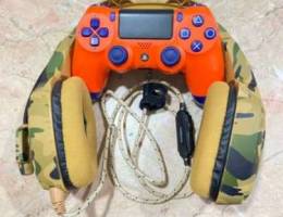 PS4 controller and headphone