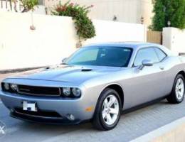 Dodge Challenger V6 SXT fully loaded