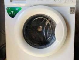 LG directdrive 7kg frontload washing machi...