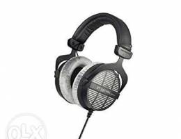 Beyerdynamic DT 990 PRO Studio Headphones