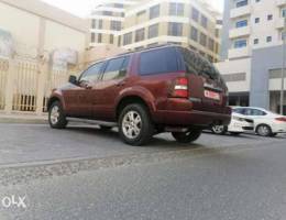 Ford explorer 2009 very neat and clean car