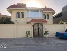 For sale villa in hamad town.prime locatio...