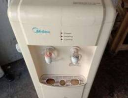 Midea hot col coller