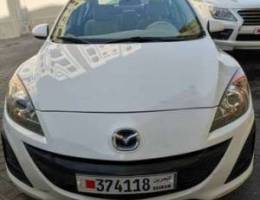 Mazda 3 model 2010 in excellent condition