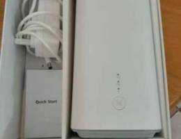 Huawei 5G Router with box for sale