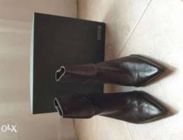 Kenneth Cole Reaction brown boots