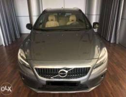 Volvo V-40 Cross country 2019 for sale.