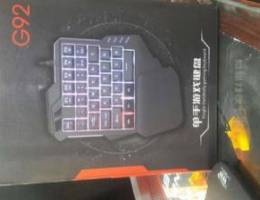 Single andedlg gaming keyboard