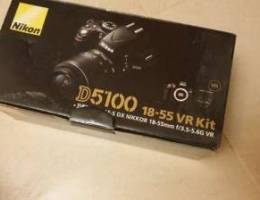 Nikon D5100 with all Original accessories