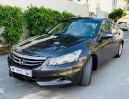 Honda Accord 2012, 2.4 L Mid Option for sa...