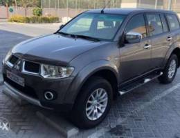 Mitsubishi pajero sport 2012