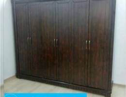 6 Door cupboard in very good condition wit...