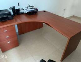 Ù„Ù„Ø¨ÙŠØ¹ Ø·Ø§ÙˆÙ„Ù‡ Ù…ÙƒØªØ¨ÙŠÙ‡ for sale office table