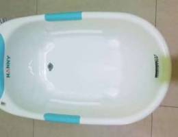 Baby bath tub