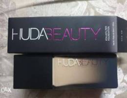 Huda beauty foundation