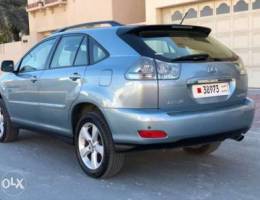 super clean Lexus RX330 Bahrain agent