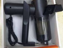 Mini portable vacuum car cleaner