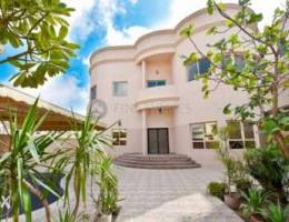 Spacious 5 Bed Semi Furnished Villa With P...