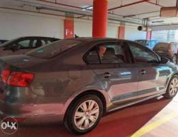 Volkswagen Jetta 2013/2.0 L 25000KM