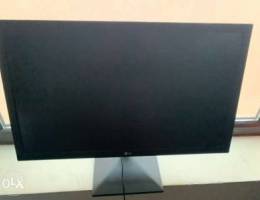 22 inch 60 hertz LG smart monitor