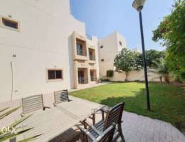 Modern 4 Br Villa With Own Garden+ Maid Ro...