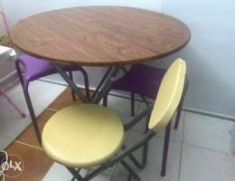 table with 3 chairs