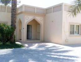 3 bedroom villa with p/ garden for reant