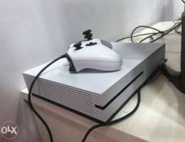 Xbox one s like new