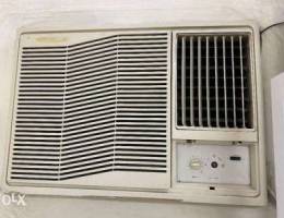 ITL 1.5 Ton Window AC for SALE in Fair Con...