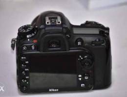 nikon d7100 Ù…Ù…ØªØ§Ø²Ø© ÙˆÙ†Ø¸ÙŠÙØ© Ù…Ø¹ Ø¹Ø¯Ø³Ø© Ø³ÙŠØ¬Ù…Ø§