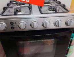 Smartech 4 burner cooking range in good co...