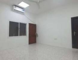 Clean Room for Rent in a Villa located Zin...