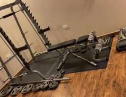 GYM BODY SOLID-SMITH MACHINE 650BD bench p...