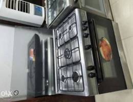 Cooking Range 5 burners glim gas good cond...