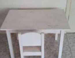 Small table & chair for kid 5BD