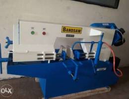 Metal cutting bandsaw machine