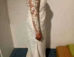 Brand new wedding gown untouched light wei...