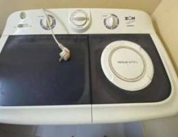 washing machine fore sale one side working