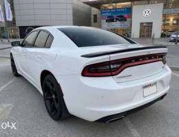 â€˜16 Dodge Charger RT (76,000km only)