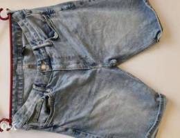 34" denim shorts